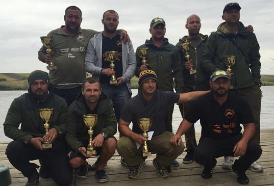 Cine va castiga Turneul 6 CARP CLUBS ?